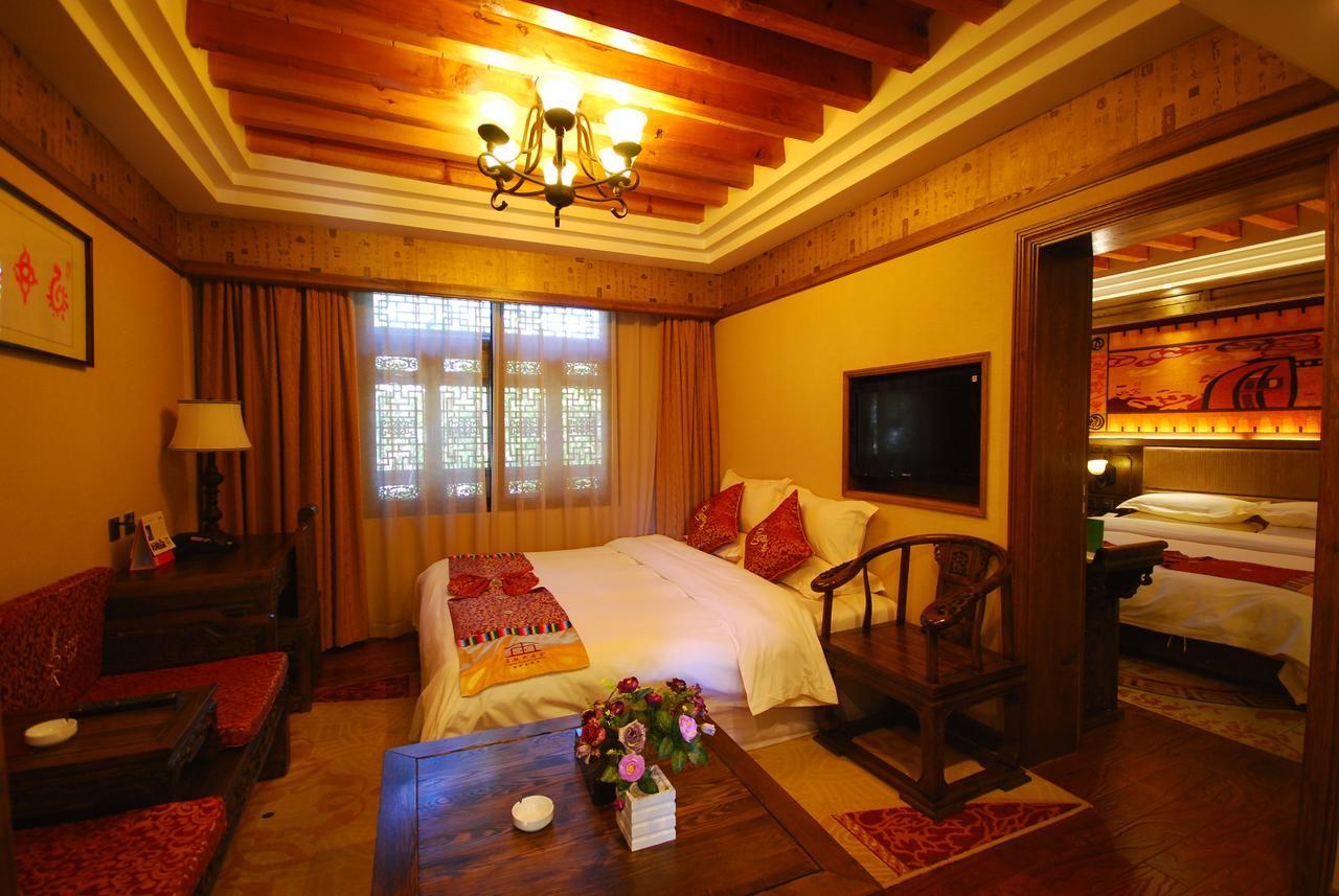 Lijiang Jinfu Hotel Eksteriør billede